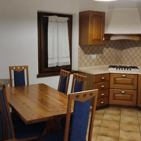 Borgo Doccia 905 Bed and Breakfast 3*