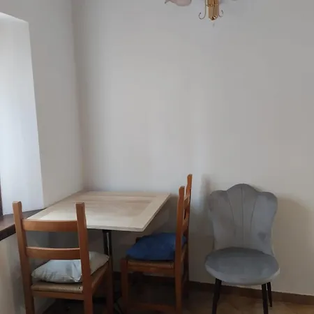 Borgo Doccia 905 فندق مبيت وإفطار 3*