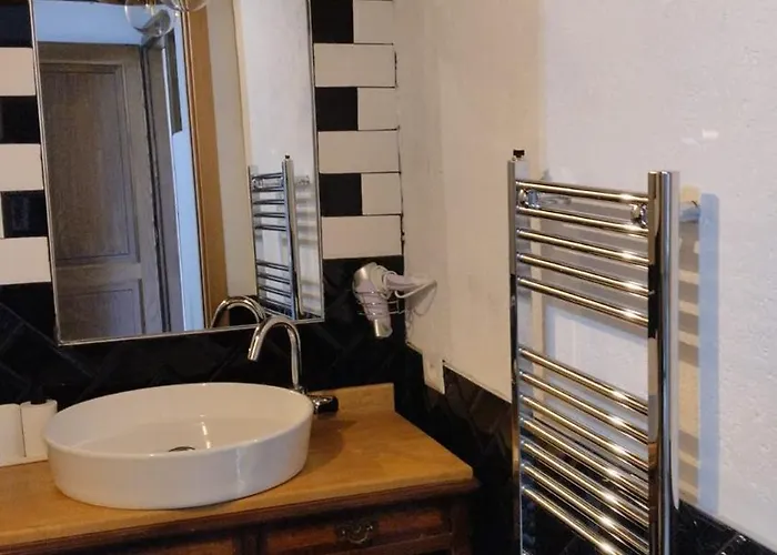 Borgo Doccia 905 Oda ve Kahvaltı 3*